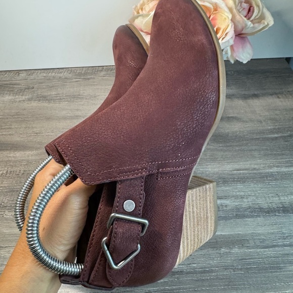 SARTO By Franco Sarto Garfield Western Burgundy Ankle Boots size 8 - Picture 7 of 9